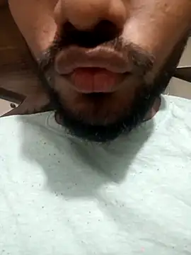 Snapshot of mayur_raaje chatting on 03-09-26, 06:01 mayur raaje online show from 03-09-26, 06:01