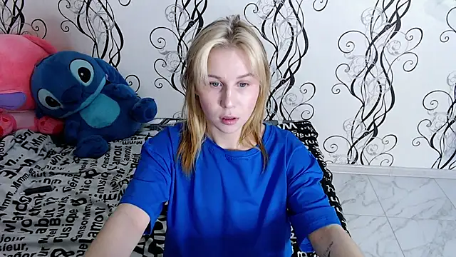 RoyAngela online show from 04-07-26, 01:28