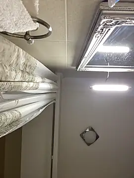 Lexi Storm online show from 12-22-25, 06:32