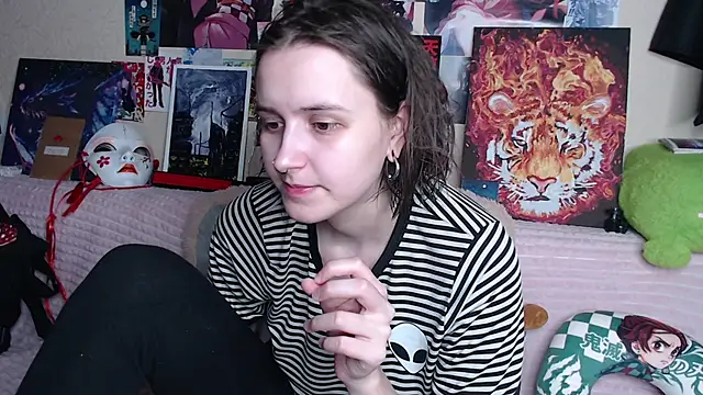 AliceChio online show from 09-14-25, 02:38