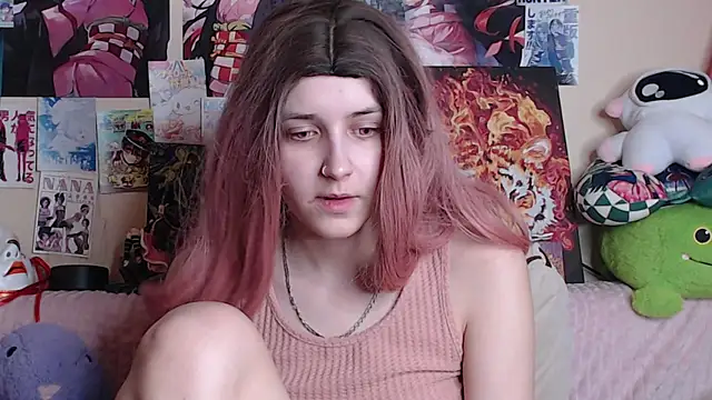 Snapshot of AliceChio chatting on 11-28-25, 08:22 AliceChio online show from 11-28-25, 08:22