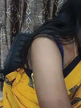 Snapshot of kavya-telugu84 chatting on 06-17-26, 07:26 kavya-telugu84 online show from 06-17-26, 07:26