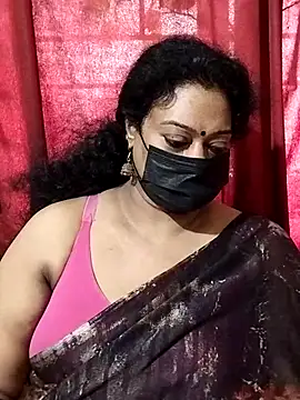 Snapshot of surekha-30 chatting on 09-25-25, 11:03 surekha-30 online show from 09-25-25, 11:03