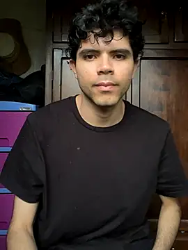 Axel-Mejia online show from 10-26-25, 09:42