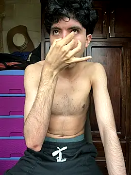 Axel-Mejia online show from 11-20-25, 12:49