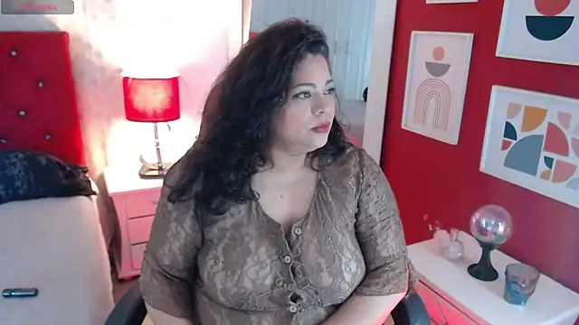 merly chica online show from 11-07-25, 01:00