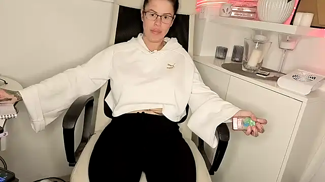 sexygilf82 online show from 03-25-26, 09:10