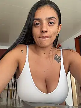 Snapshot of AnaaFaith_ chatting on 01-07-26, 07:49 AnaaFaith online show from 01-07-26, 07:49