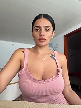 Snapshot of AnaaFaith_ chatting on 02-26-26, 07:35 AnaaFaith online show from 02-26-26, 07:35