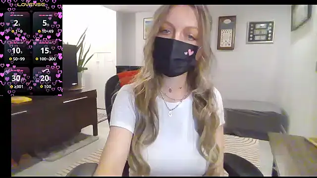 Magical Milf MelissaXX online show from 09-28-25, 02:55