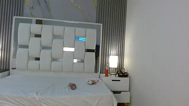 VanessaHard as online show from 09-19-25, 07:25