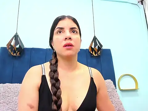 Snapshot of sweet_klem_19 chatting on 11-21-25, 11:47 sweet klem 19 online show from 11-21-25, 11:47