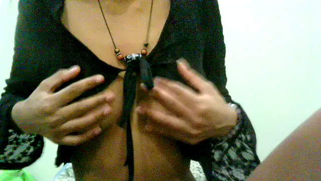 Snapshot of kristy_432 chatting on 09-18-25, 05:26 kristy 432 online show from 09-18-25, 05:26