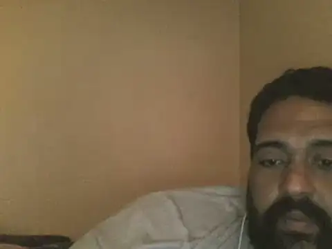 Snapshot of elpoop7305 chatting on 03-15-26, 08:42 elpoop7305 online show from 03-15-26, 08:42