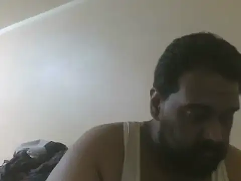 Snapshot of elpoop7305 chatting on 05-01-26, 09:19 elpoop7305 online show from 05-01-26, 09:19