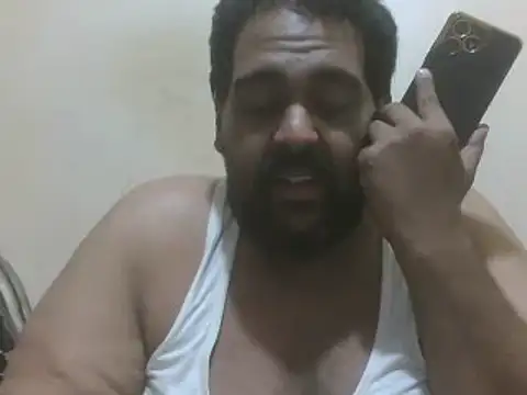 Snapshot of elpoop7305 chatting on 07-03-26, 03:40 elpoop7305 online show from 07-03-26, 03:40