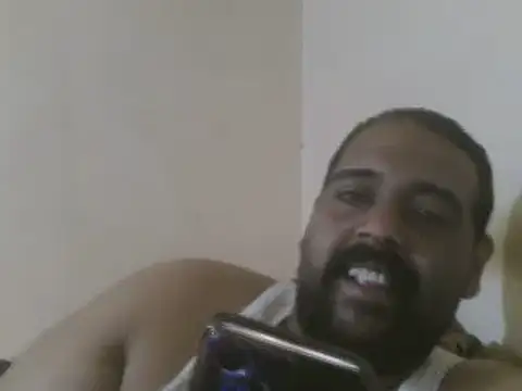 Snapshot of elpoop7305 chatting on 07-14-26, 05:18 elpoop7305 online show from 07-14-26, 05:18