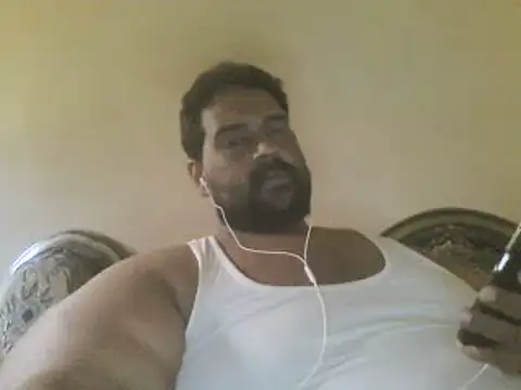 Snapshot of elpoop7305 chatting on 07-24-26, 10:57 elpoop7305 online show from 07-24-26, 10:57