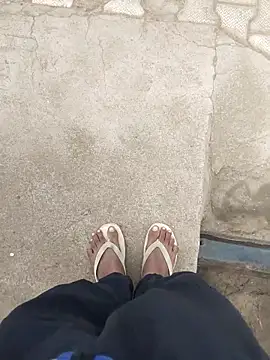 Snapshot of INTERNATIONAL0001 chatting on 12-15-25, 03:22 INTERNATIONAL0001 online show from 12-15-25, 03:22