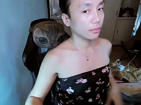 YourNikkieXxx online show from 11-07-25, 12:43