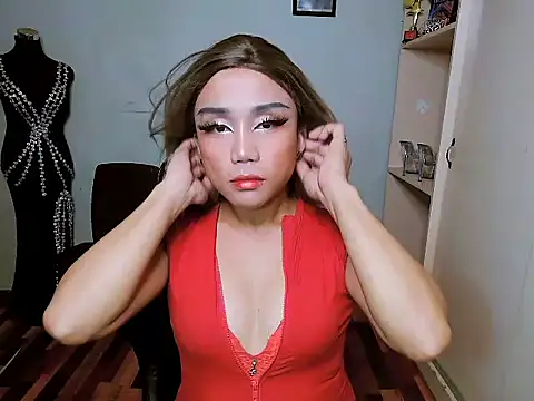 Snapshot of YourNikkieXxx chatting on 12-21-25, 09:44 YourNikkieXxx online show from 12-21-25, 09:44