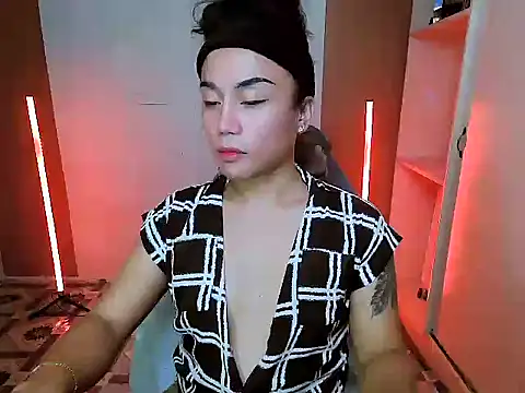 Snapshot of YourNikkieXxx chatting on 03-27-26, 12:05 YourNikkieXxx online show from 03-27-26, 12:05