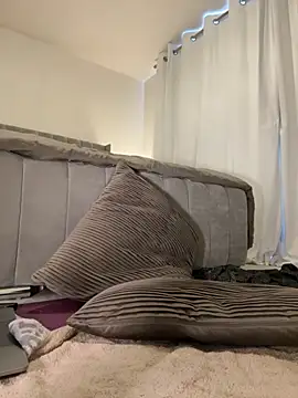 yasmingarcia online show from 11-17-25, 11:38