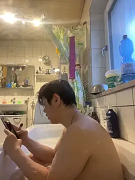 Snapshot of Kingpowerlittel chatting on 02-12-26, 04:24 Kingpowerlittel online show from 02-12-26, 04:24