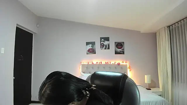 Miss Cataleya   online show from 05-08-26, 11:37