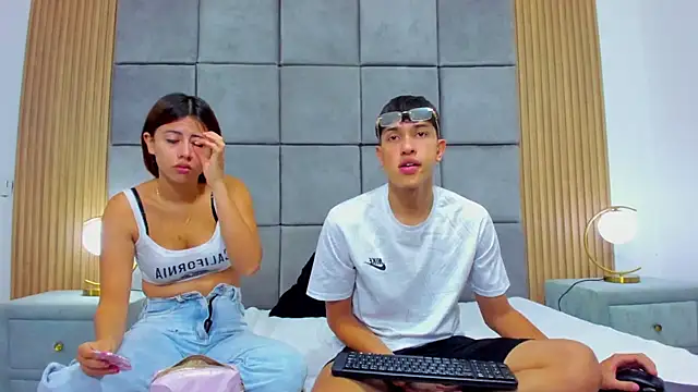 Snapshot of ChanellandMax chatting on 11-06-25, 01:56 ChanellandMax online show from 11-06-25, 01:56