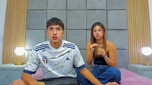 Snapshot of ChanellandMax chatting on 11-15-25, 08:05 ChanellandMax online show from 11-15-25, 08:05