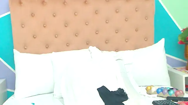 Morenaza6420 online show from 03-26-26, 10:37