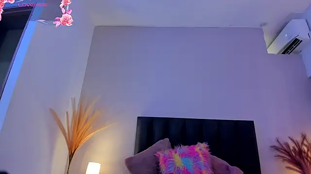 KendraChavez  online show from 09-29-25, 09:41