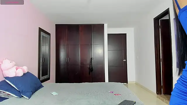 marianaandvalen online show from 02-02-26, 07:12