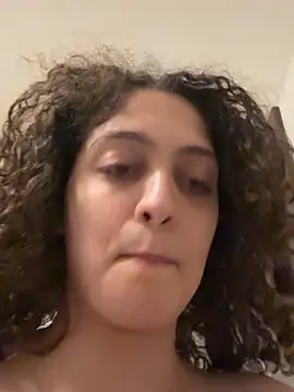 Snapshot of DreamThickCouple chatting on 10-05-25, 09:24 DreamThickCouple online show from 10-05-25, 09:24