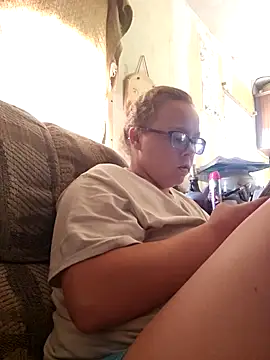 Snapshot of countrymomma chatting on 09-18-25, 06:54 countrymomma online show from 09-18-25, 06:54