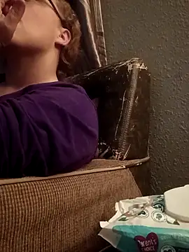 Snapshot of countrymomma chatting on 12-16-25, 12:48 countrymomma online show from 12-16-25, 12:48