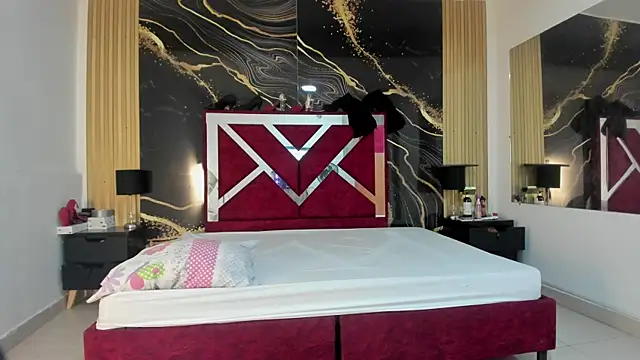 VioletRose as online show from 11-22-25, 08:19