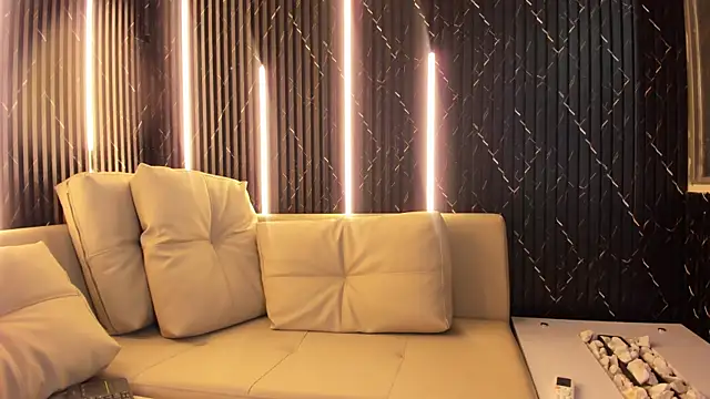 VioletRose as online show from 03-20-26, 03:44