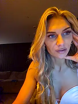 Snapshot of Melody1600 chatting on 01-12-26, 08:58 Melody1600 online show from 01-12-26, 08:58