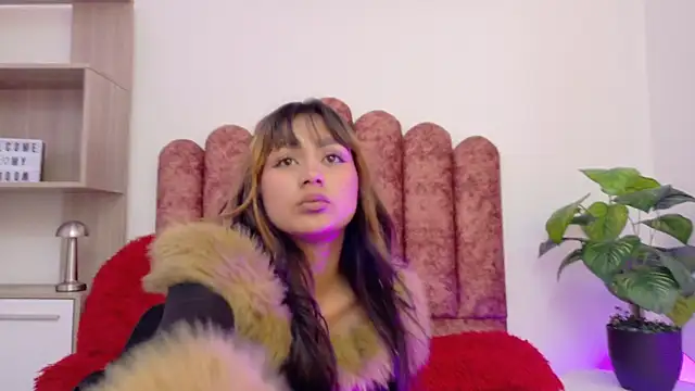 Snapshot of Conejita_420 chatting on 11-14-25, 08:18 Conejita 420 online show from 11-14-25, 08:18