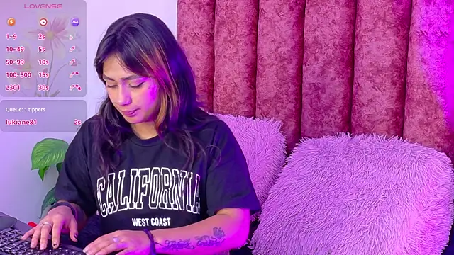 Snapshot of Conejita_420 chatting on 11-29-25, 08:45 Conejita 420 online show from 11-29-25, 08:45