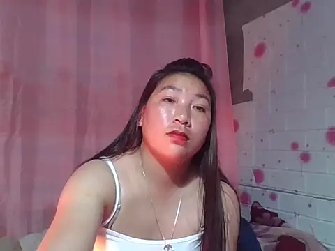Snapshot of Adbe5 chatting on 03-18-26, 03:04 Adbe5 online show from 03-18-26, 03:04