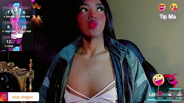 bayolet  online show from 09-23-25, 11:02