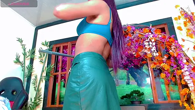 bayolet  online show from 11-21-25, 10:25