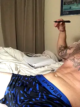 IsAparty online show from 09-18-25, 09:44