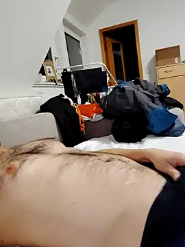 Mili221 online show from 11-01-25, 02:02