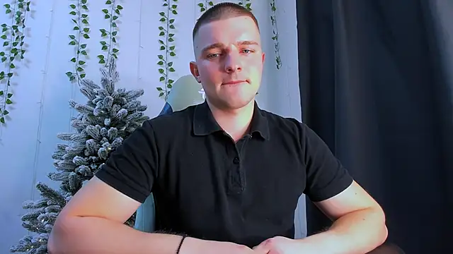 Snapshot of Your_Claddagh chatting on 01-14-26, 07:08 Your Claddagh online show from 01-14-26, 07:08