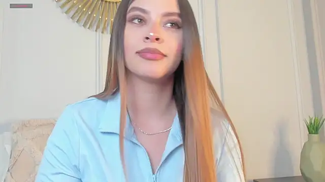 CharlotteBrownn  online show from 07-28-26, 01:01