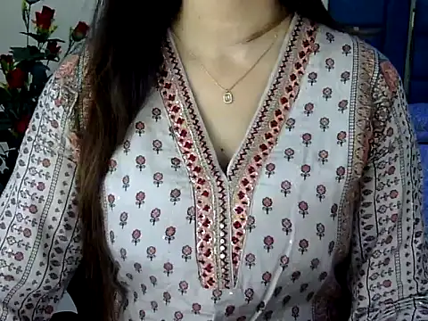 Rumi cute online show from 06-05-26, 02:45